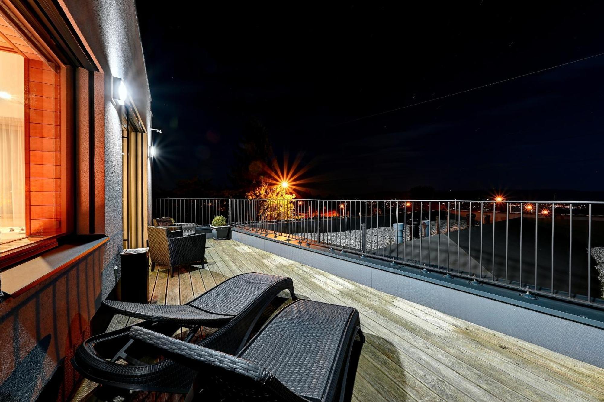 Wellness Hotel Fénix Liberec Extérieur photo